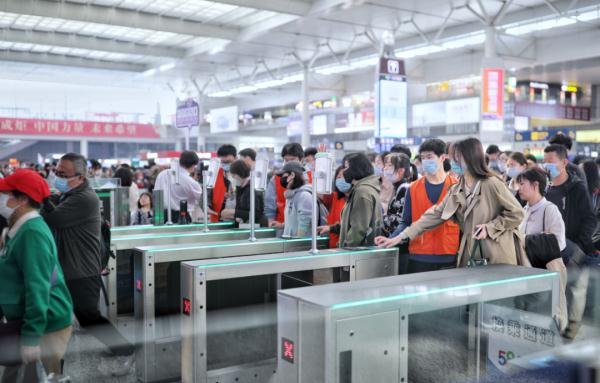 提示：今日从上海出发的火车票已基本售完