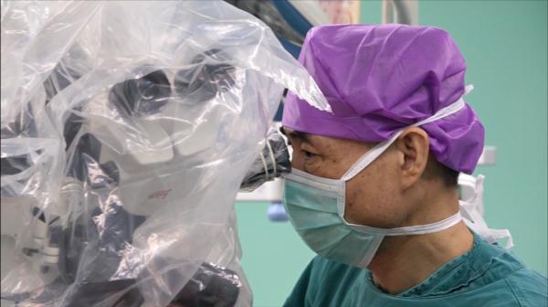 “眼皮跳”没重视,结果半边脸都…… “眼皮跳”没重视,结果半边脸都……