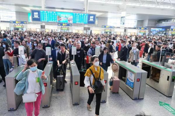 预计超370万人次，将创历史单日客发量新高！长三角铁路今迎“五一”小长假客流最高峰