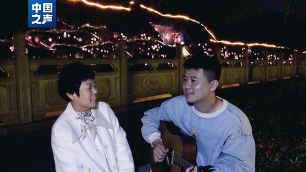 妈妈确诊癌症晚期,小伙决定带她游遍中国 妈妈确诊癌症晚期,小伙决定带她游遍中国