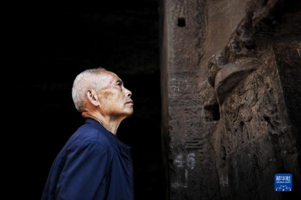 73岁老人守护文物41年