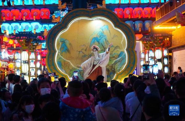 山东东平：发展夜间旅游 激发经济新活力