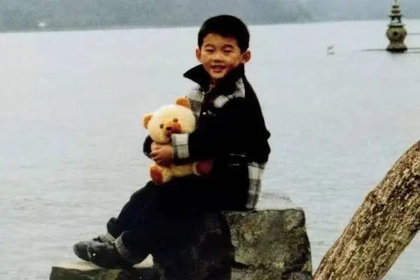 丁立人攀上的巅峰，中国国象跋涉了35年