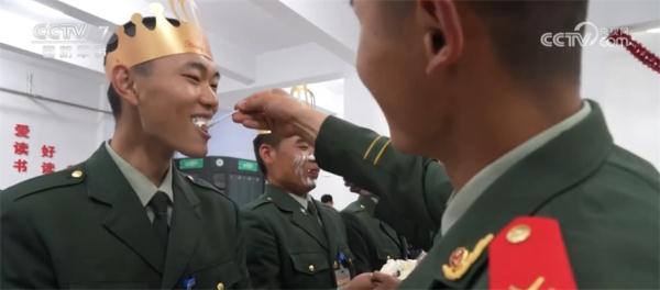 人间烟火气 &nbsp;最暖官兵心 &nbsp;各部队举行多彩活动丰富假日生活