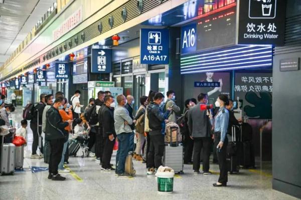 全国铁路5月2日预计发送旅客1645万人次，3日迎返程高峰