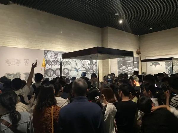 都在说人多，到底哪里是武汉“排队王”？