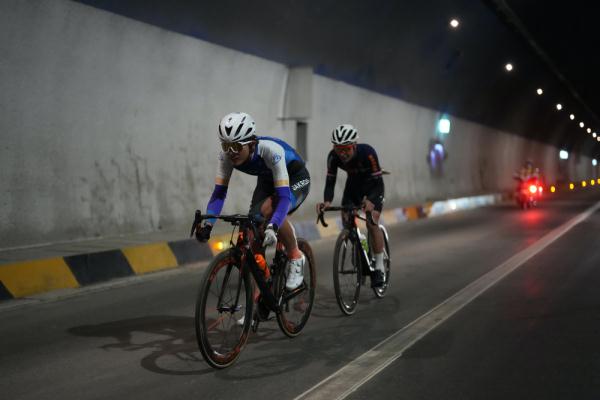 崇礼国际铁人两项挑战赛举行 崇礼国际铁人两项挑战赛举行