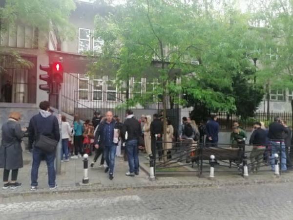 突发！外媒：塞尔维亚首都一学校发生枪击事件，已致1死多伤