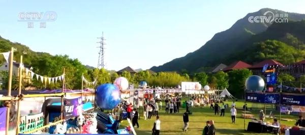 各地消费潜力持续释放 新消费场景为消费市场添加新动能 各地消费潜力持续释放 新消费场景为消费市场添加新动能