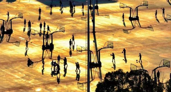 “00后”男孩的小飞机和大世界……