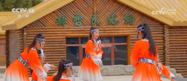 各地旅游市场升温 多景区成为热门“打卡”地