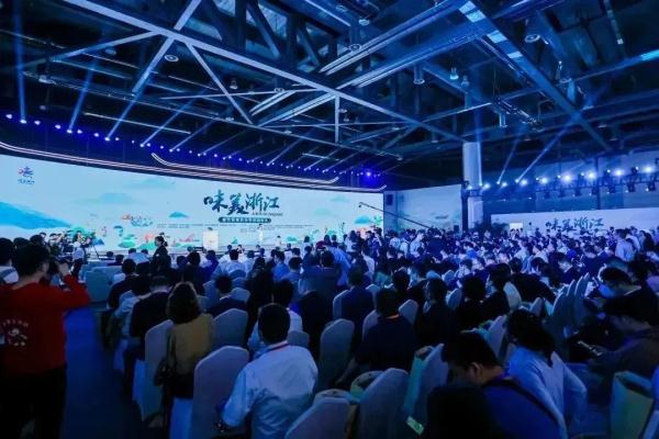 3125万人次，369.7亿元……大家在浙江玩得有多嗨？