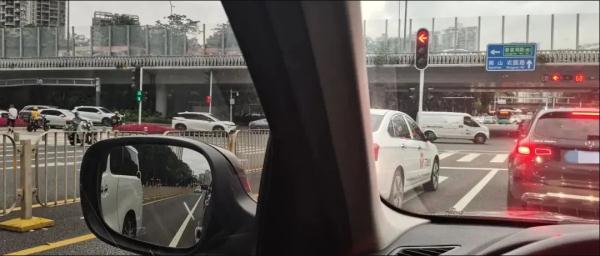 你会“防御性驾驶”吗？这八大原则很重要！