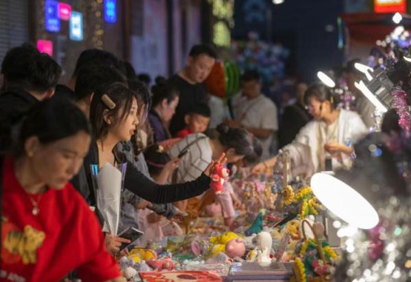 银川人吃夜宵、聚餐，全国第一！