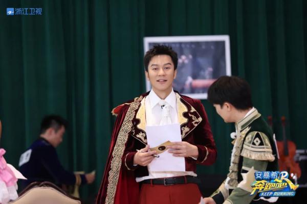 兄弟团谁是“镜中人”？《奔跑吧11》今晚破解神秘“镜中怪谈”
