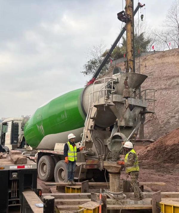 成渝中线高铁井口嘉陵江特大桥主墩桩基全部施工完成