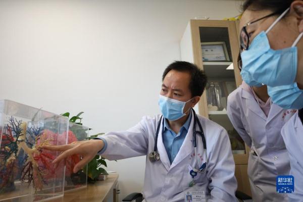 新华全媒+丨寻找“蓝嘴唇”