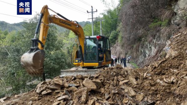 江西降雨再度加强 部分地区发生洪涝灾害 江西降雨再度加强 部分地区发生洪涝灾害