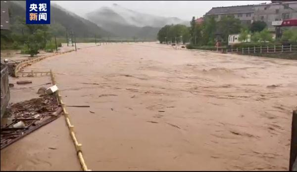 10地特大暴雨！江西启动防汛四级应急响应→