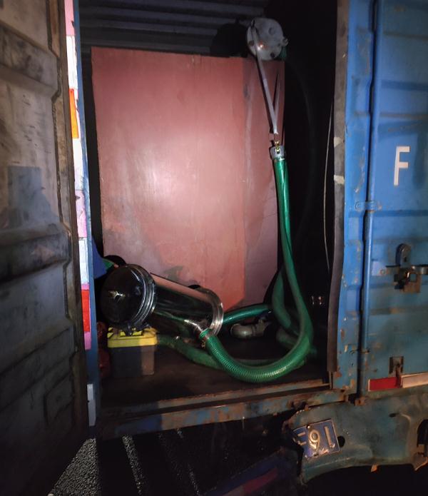 大学生租车出游,车却被烧成铁架!肇事司机趁夜“玩消失”…… 大学生租车出游,车却被烧成铁架!肇事司机趁夜“玩消失”……