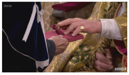 英媒：英国国王查尔斯三世正式加冕，戴上圣爱德华王冠