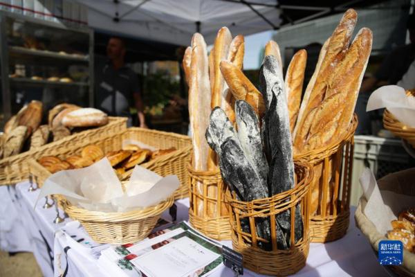 比利时布鲁塞尔举行面包节