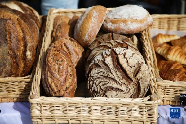 比利时布鲁塞尔举行面包节