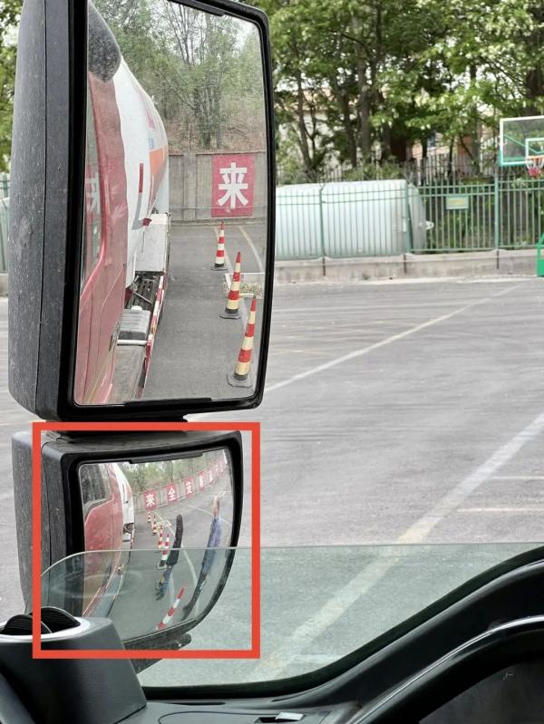 致命盲区,遇见大货车这些区域千万要警惕—— 致命盲区,遇见大货车这些区域千万要警惕——
