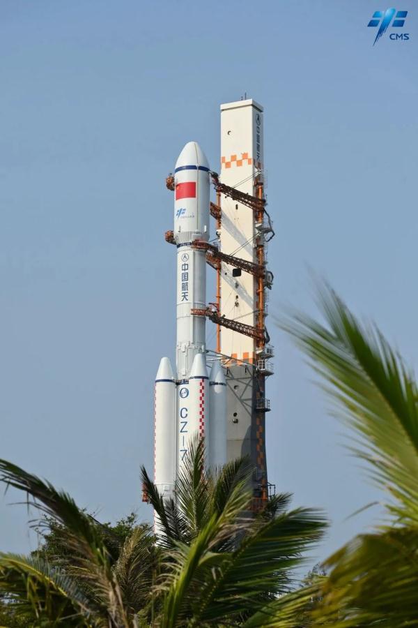 天河行舟 &nbsp;| &nbsp;收图！天舟六号船箭组合体垂直转运美图来了