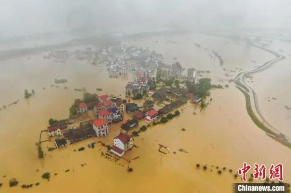 特大暴雨!红色预警! 特大暴雨!红色预警!