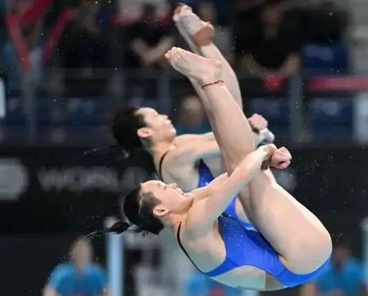 凌晨传来捷报:满分!满分!冠军!还有这些好消息! 凌晨传来捷报:满分!满分!冠军!还有这些好消息!