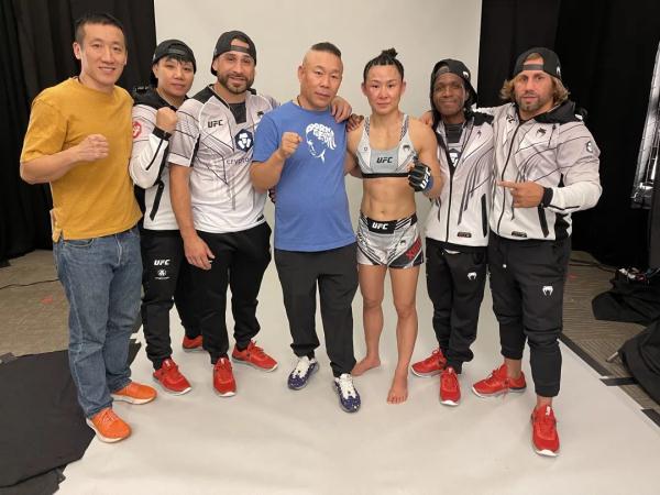 UFC中国德比？她KO对手，有望对阵张伟丽