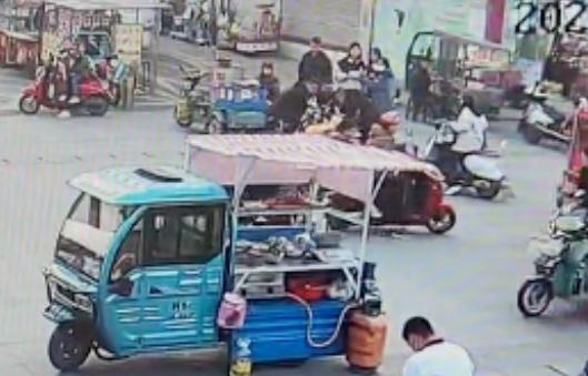 小偷上海被抓出狱后特地再赴沪行窃，网友：这是要做上海贼王吗？