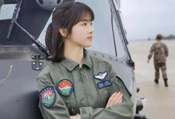 又美又飒！24岁女飞徐枫灿改装武直-10