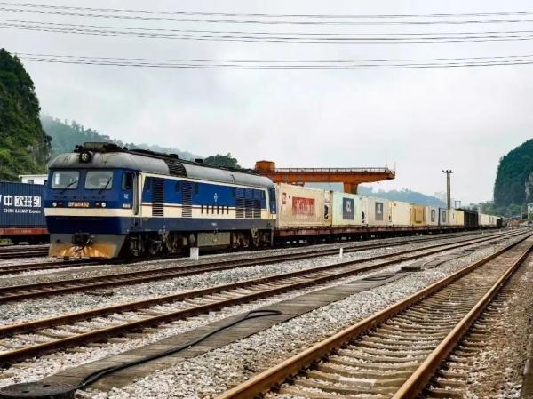 大降价!“五一”后它迎来价格“腰斩”! 大降价!“五一”后它迎来价格“腰斩”!