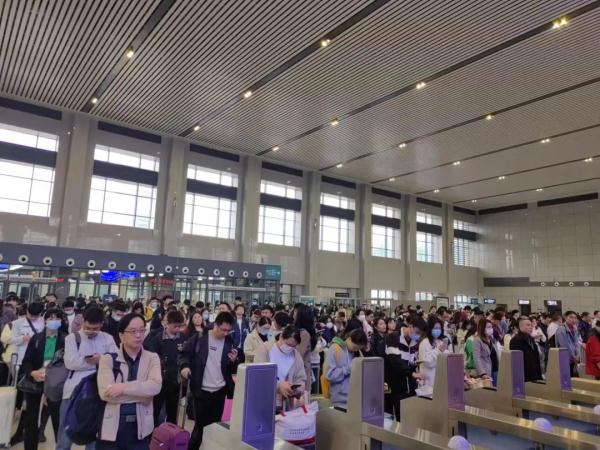 长株潭都市圈实现半小时“串门”
