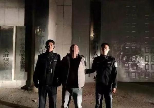 四马路派出所连抓两名网逃，都是“帮信”！