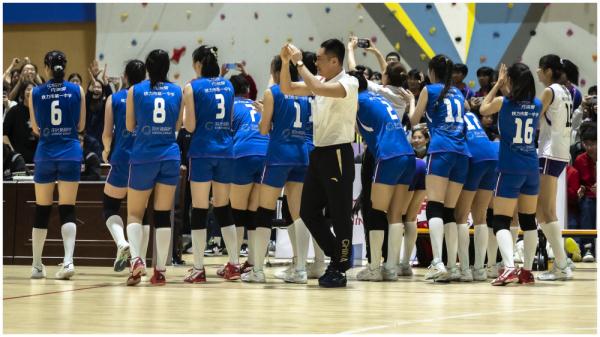 这对夫妇在小城铁力培养出女排国手和全国中学生冠军