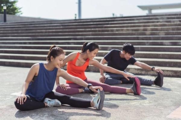 健步快走就是最好的运动之一,但很多人没走对!注意这5个细节 健步快走就是最好的运动之一,但很多人没走对!注意这5个细节