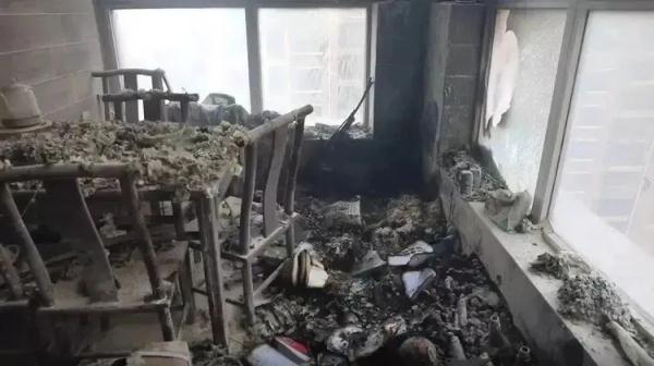 惊险！院内杂物起火 消防紧急救援