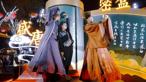 从“不倒翁小姐姐”到“李白对诗”，再到“盛唐密盒”……都在这里！