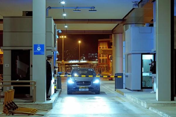 面向澳门居民,可在线预约办理→ 面向澳门居民,可在线预约办理→