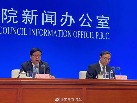 中国标准粮食仓库完好仓容近7亿吨，政府粮食储备数量足质量好