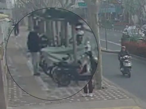 锁住偷来的车还“以旧换新”?两名蟊贼上演“花式偷车” 锁住偷来的车还“以旧换新”?两名蟊贼上演“花式偷车”