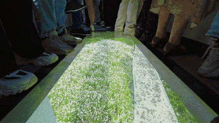 这辆列车在武汉天上跑,一手体验来了! 这辆列车在武汉天上跑,一手体验来了!