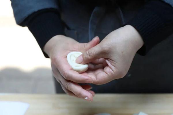 【滋味】层层惊艳!应季蚕豆还能这样做 【滋味】层层惊艳!应季蚕豆还能这样做