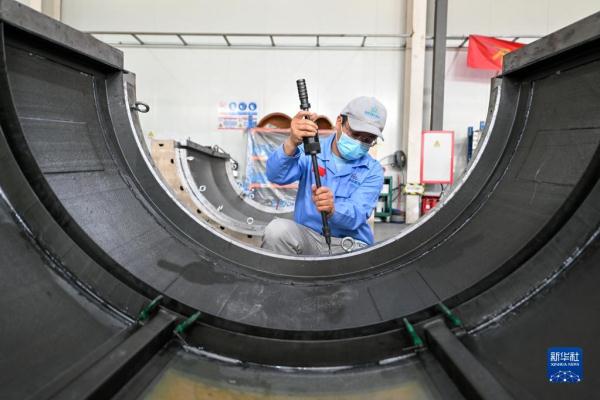 新华全媒+｜“头顶上”的高端制造：探访渤海湾畔的航空航天制造业产业集群