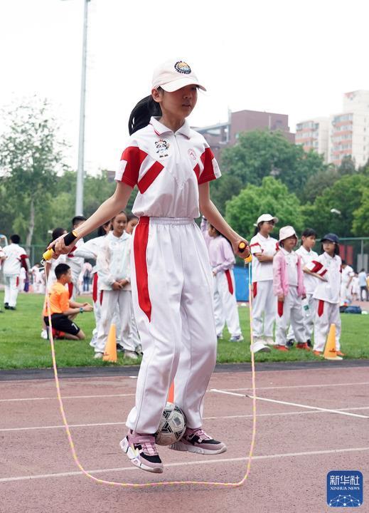 欢乐足球嘉年华 强身健体伴成长 欢乐足球嘉年华 强身健体伴成长