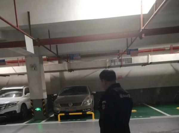 车位被霸停几个月,女子一怒之下直接焊死!最新进展 车位被霸停几个月,女子一怒之下直接焊死!最新进展