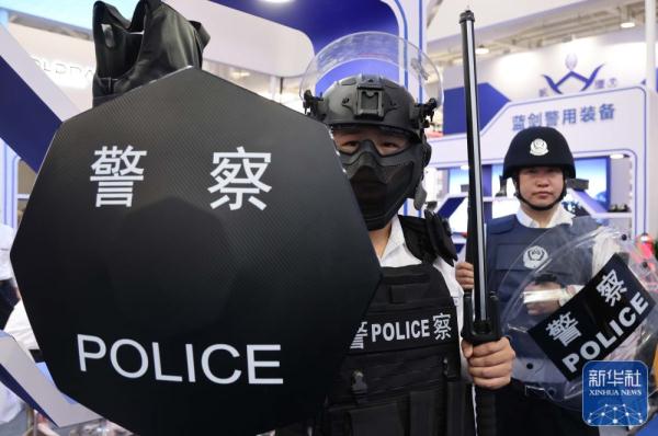 高新技术装备亮相中国国际警用装备博览会 高新技术装备亮相中国国际警用装备博览会